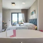Grande Villa *